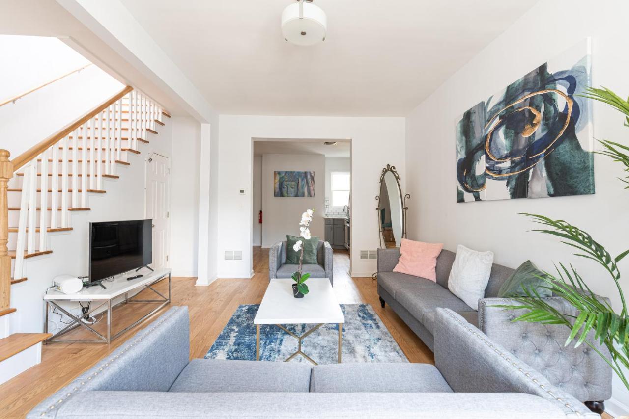 Holiday home Tranquil Town House With Parking And Laundry - Just 25 Minutes To Time Square! Jersey City